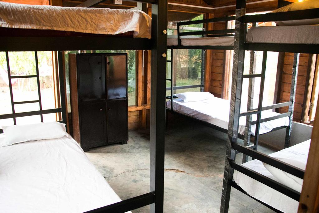Wonderland Hostel Анджуна Стая снимка