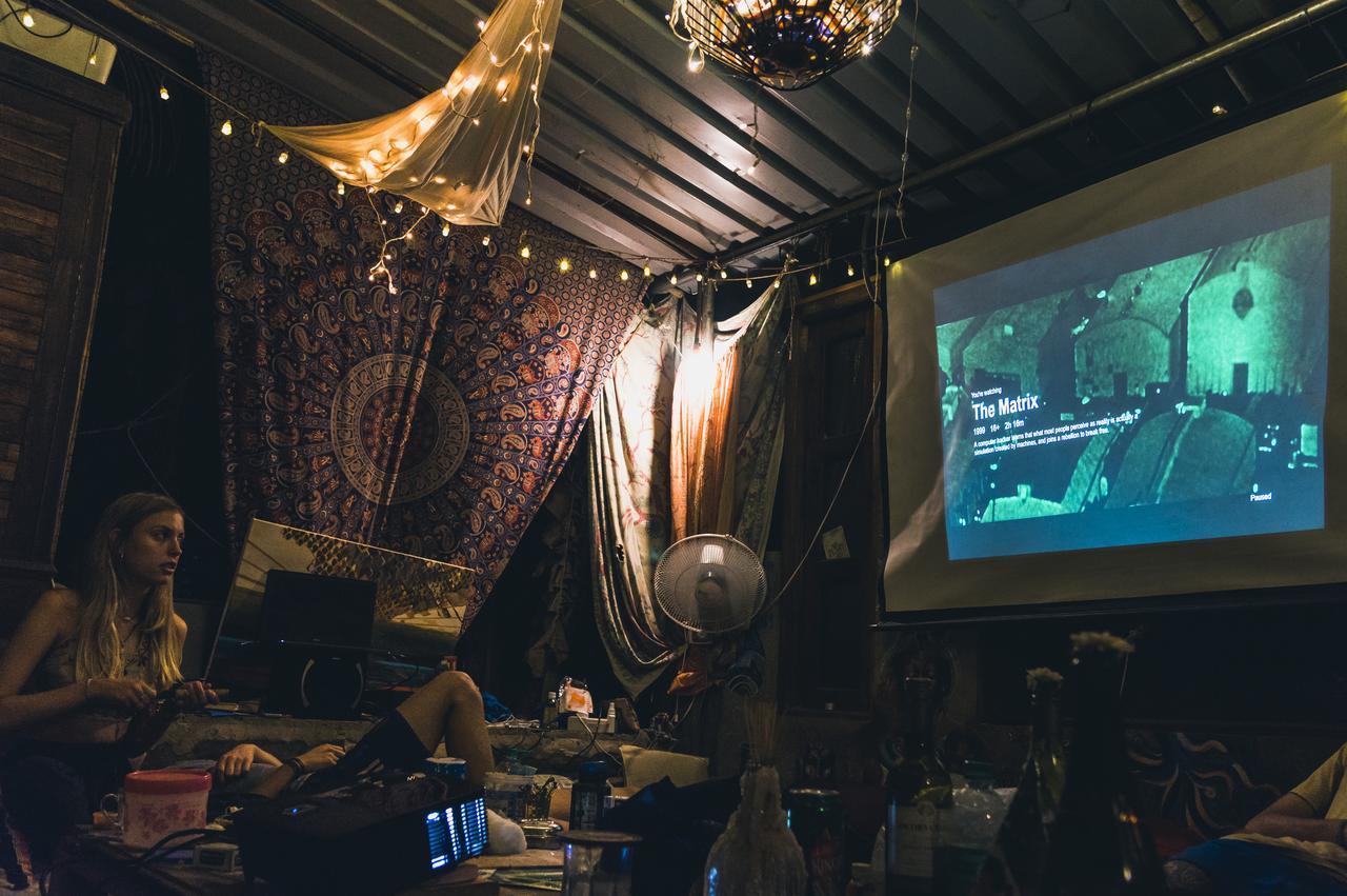 Wonderland Hostel Анджуна Екстериор снимка
